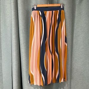 NWT Nordstrom Rack Pleated Skirt